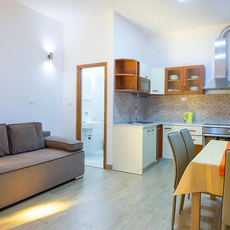 Apartments By The Sea Kastel Stari, Kastela - 15894 Zimmer foto